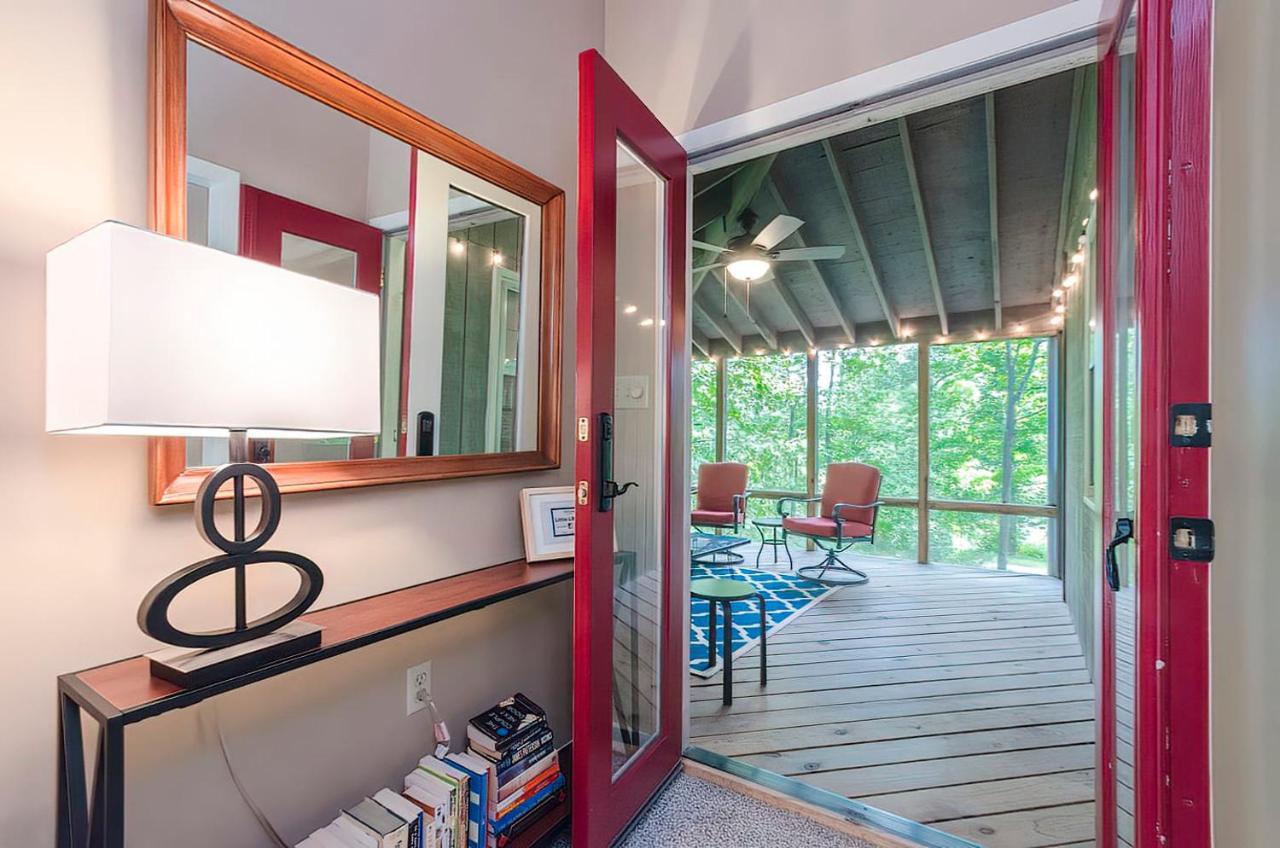 Secluded Oasis W Hot Tub, Screened-In Porch, Wifi! Berkeley Springs Eksteriør bilde
