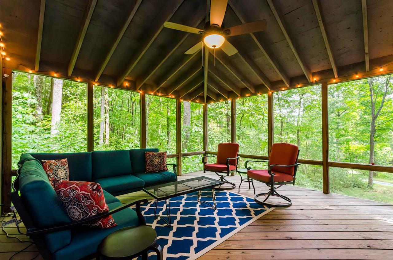 Secluded Oasis W Hot Tub, Screened-In Porch, Wifi! Berkeley Springs Eksteriør bilde